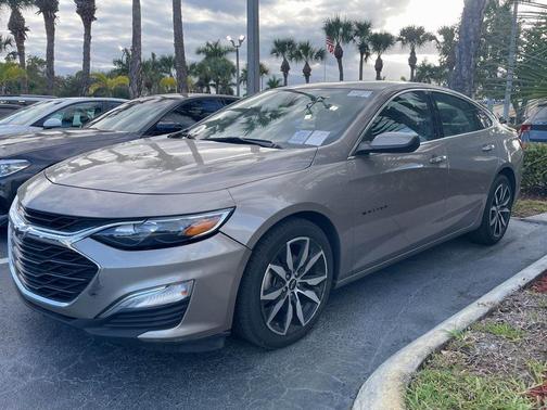 2022 Chevrolet Malibu FWD RS