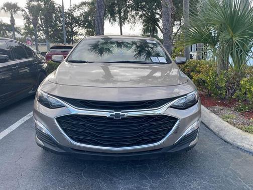 2022 Chevrolet Malibu FWD RS