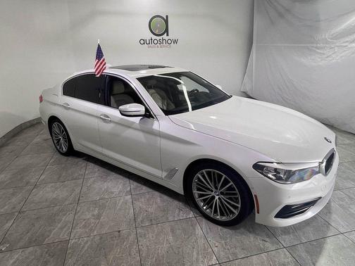 2017 BMW 530 530i