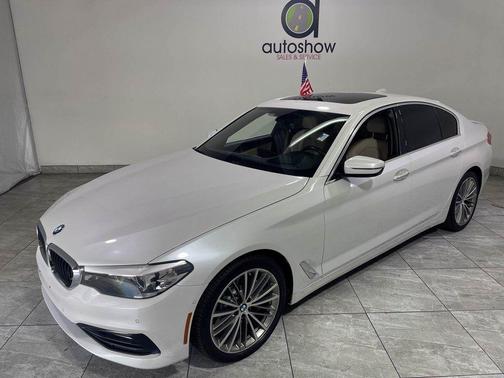 2017 BMW 530 530i