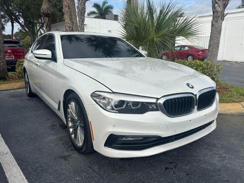 2017 BMW 530 530i