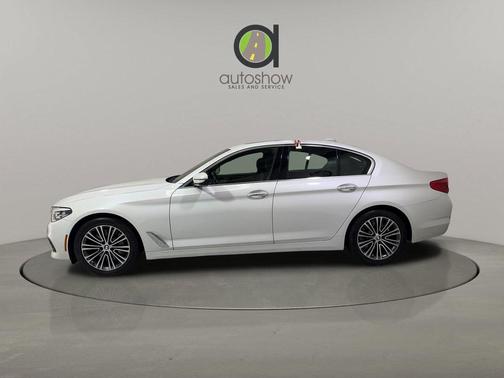 2018 BMW 530 530i