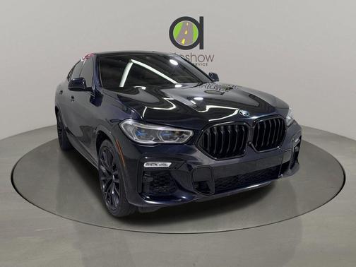 2020 BMW X6 M50i