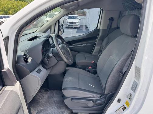 2019 Nissan NV200 S