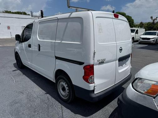 2019 Nissan NV200 S