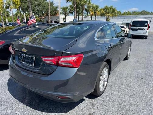 2021 Chevrolet Malibu FWD LT