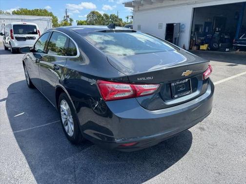 2021 Chevrolet Malibu FWD LT