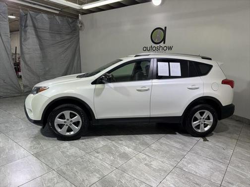 2013 Toyota RAV4 LE