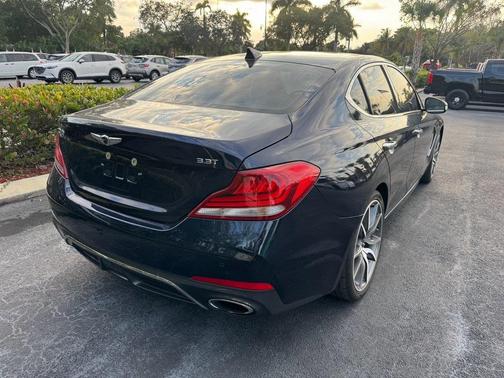 2020 Genesis G70 3.3T RWD