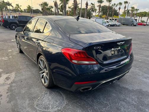 2020 Genesis G70 3.3T RWD
