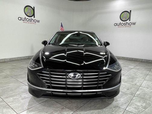 2022 Hyundai SONATA SE