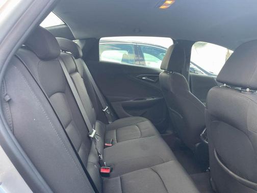 2020 Chevrolet Malibu FWD LT