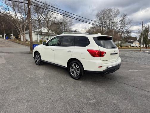 2020 Nissan Pathfinder SL 4WD