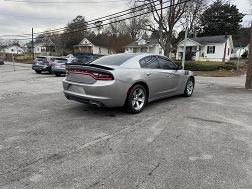 2016 Dodge Charger SXT