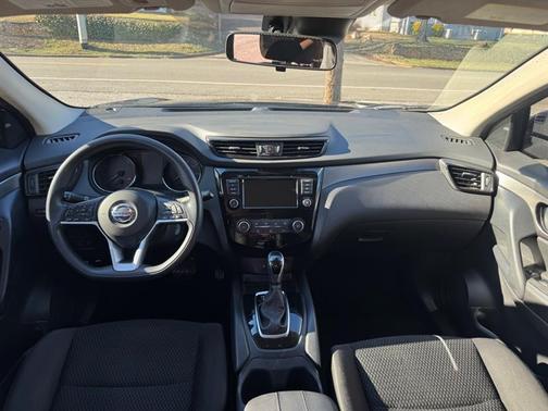 2020 Nissan Rogue Sport S