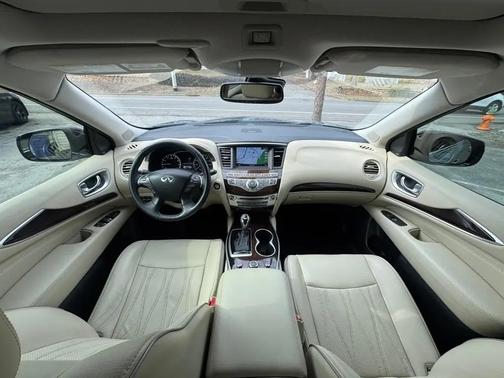 2017 INFINITI QX60 Base