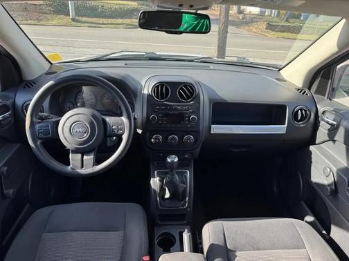 2016 Jeep Compass Sport