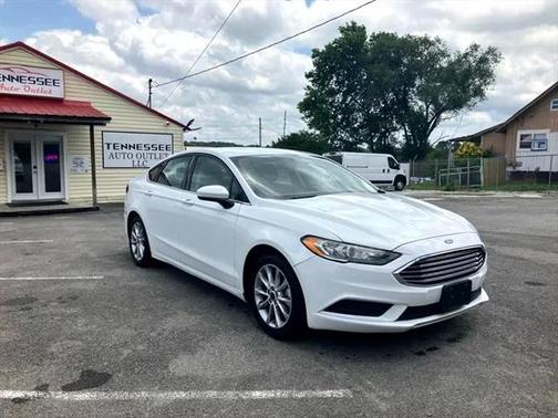 2017 Ford Fusion Hybrid SE