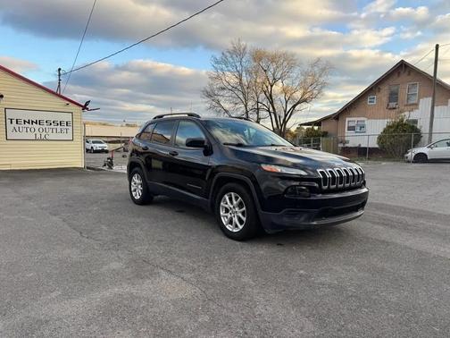 2017 Jeep Cherokee Sport