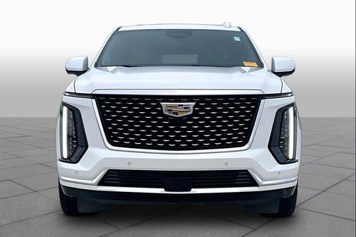 Crystal White Tricoat 2025 Cadillac Escalade ESV Premium Luxury