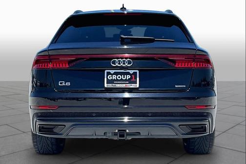 Orca Black Metallic 2021 Audi Q8 55 Premium Plus