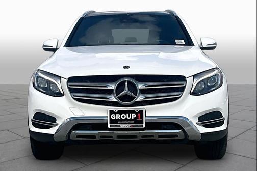Polar White 2019 Mercedes-Benz GLC 300 Base