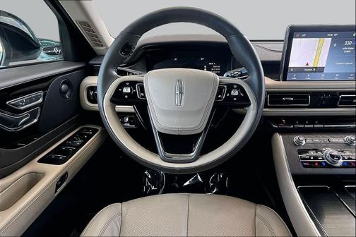 Pristine White Metallic Tri-Coat 2023 Lincoln Aviator Reserve