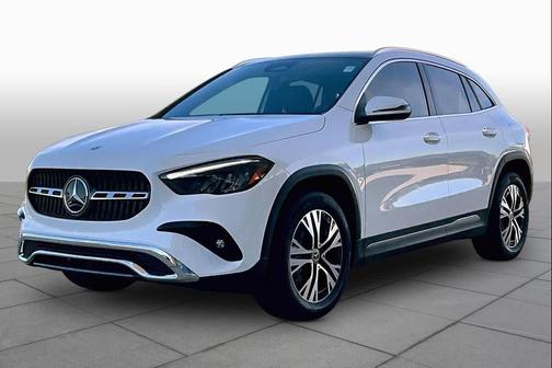 Polar White 2026 Mercedes-Benz GLA 250