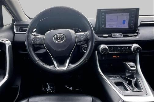 Magnetic Gray Metallic 2019 Toyota RAV4 XLE Premium