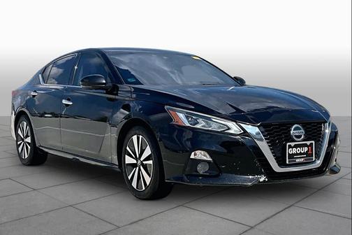 Super Black 2020 Nissan Altima 2.5 SL