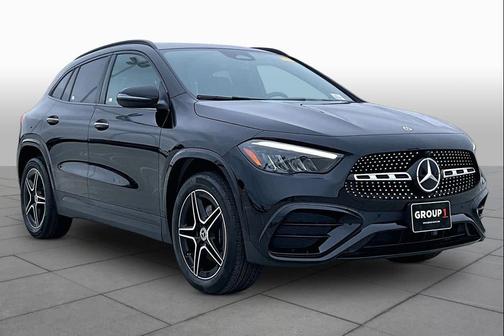 Night Black 2025 Mercedes-Benz GLA 250 4MATIC