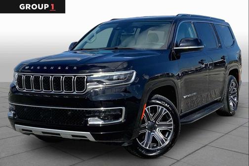 Diamond Black Crystal Pearlcoat 2024 Jeep Wagoneer Series II 4x2