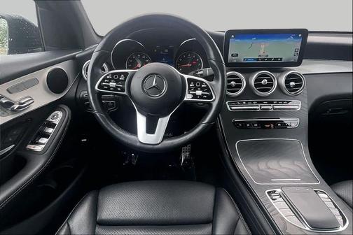 Black 2022 Mercedes-Benz GLC 300 Base