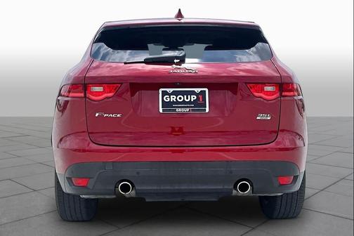 Odyssey Red Metallic 2017 Jaguar F-PACE 35t Prestige