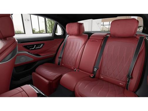 MANUFAKTUR Moonlight White Metallic 2026 Mercedes-Benz AMG S 63 E 4MATIC