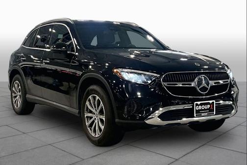 black 2024 Mercedes-Benz GLC 300 Base