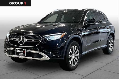 black 2024 Mercedes-Benz GLC 300 Base