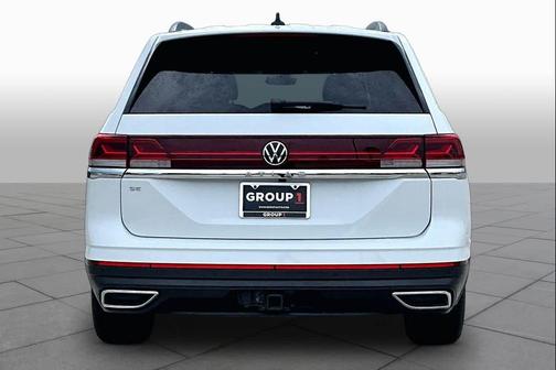 Pure White 2024 Volkswagen Atlas 2.0T SE w/Technology