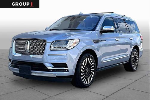 Chroma Crystal Blue 2018 Lincoln Navigator Black Label