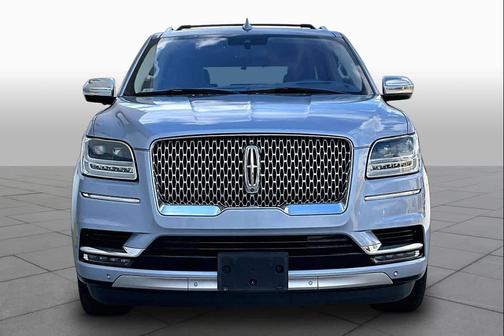 Chroma Crystal Blue 2018 Lincoln Navigator Black Label