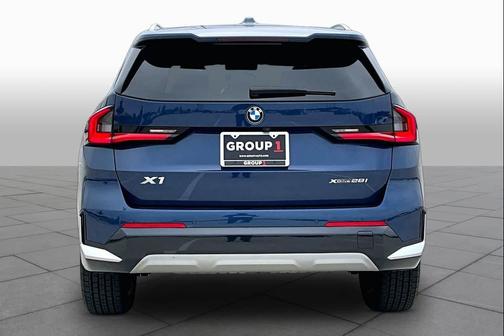 Phytonic Blue Metallic 2023 BMW X1 xDrive28i