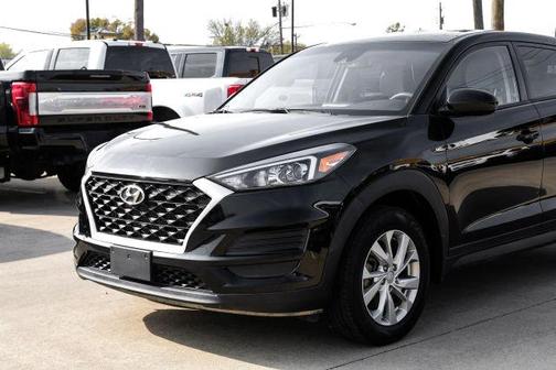 2021 Hyundai TUCSON SE