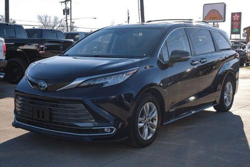 2021 Toyota Sienna Limited