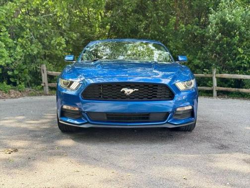 2017 Ford Mustang V6