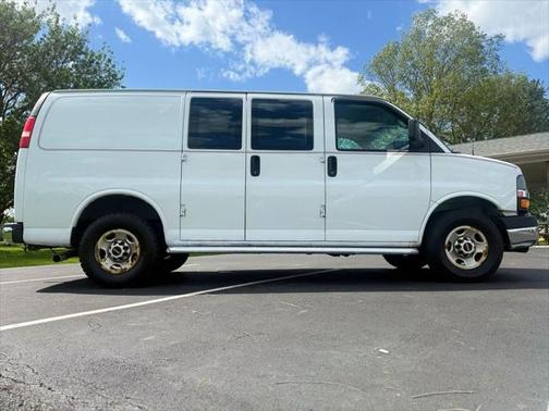 2014 GMC Savana 2500 Work Van