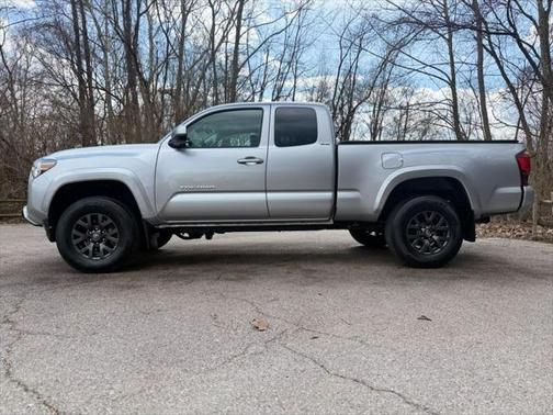 2022 Toyota Tacoma SR5