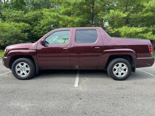 Burgundy 2011 Honda Ridgeline RTS