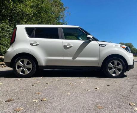 2017 Kia Soul Base