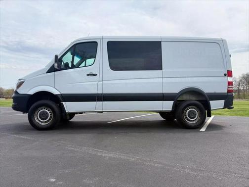2017 Mercedes-Benz Sprinter 2500 Standard Roof