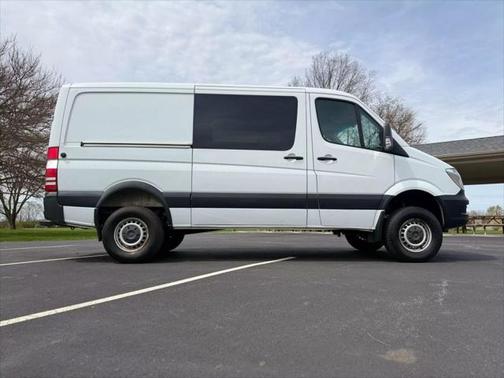 2017 Mercedes-Benz Sprinter 2500 Standard Roof